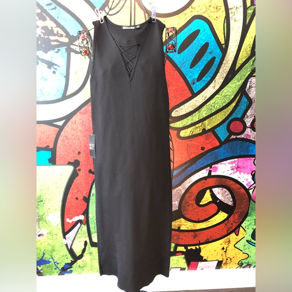 Medium New York & Company black dress New with tags